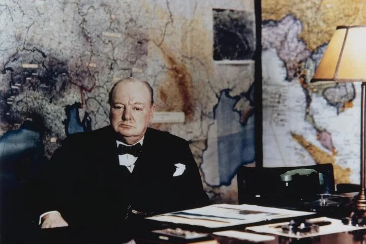 4HR Churchill War Rooms & Tower of London (With Private Guide)