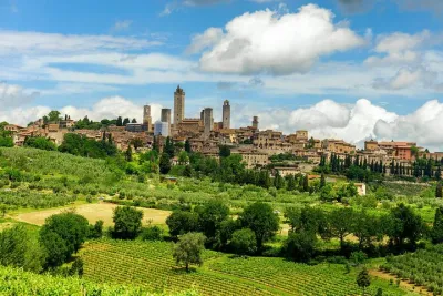 Tuscany in One Day: Pisa, Siena, San Gimignano & Chianti Lunch