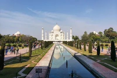 Private Taj Mahal & Agra Fort Tour by Car from Delhi