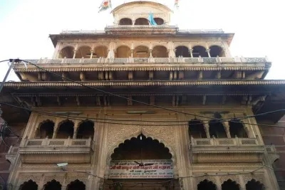 Vrindavan and Mathura from Delhi with Lunch