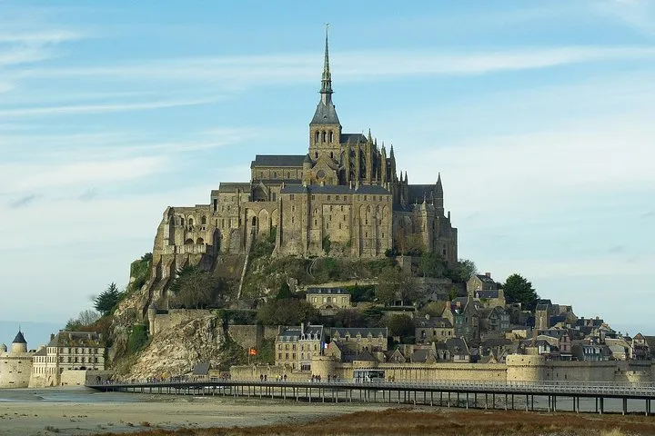 Mont Saint-Michel EXPRESS (day-trip from Paris by TGV - high speed train)