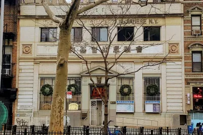 Tenement History and Immigrant Life in the Lower East Side