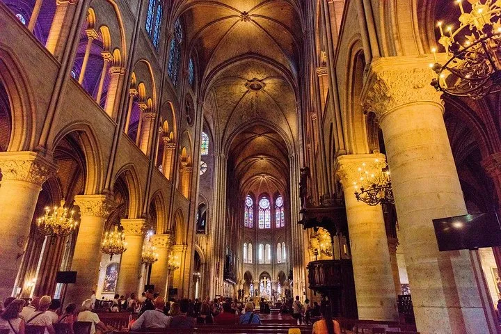 Paris City Center with Notre Dame interior Exclusive Walking Tour