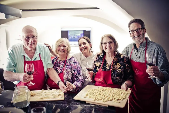 Authentic Roman Cooking Class & Market Experience