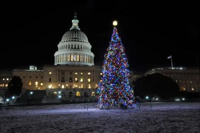 Holiday Lights Tour of Washington DC and Old Town Alexandria