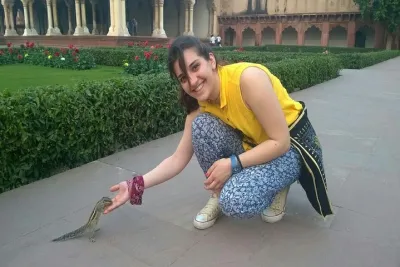 Sunrise Taj Mahal, Agra Fort & Baby Taj Tour from Delhi by Car