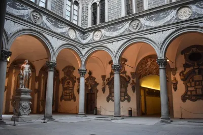 The Medici Family Kid-Friendly Tour w Palazzo Vecchio & Palazzo Medici