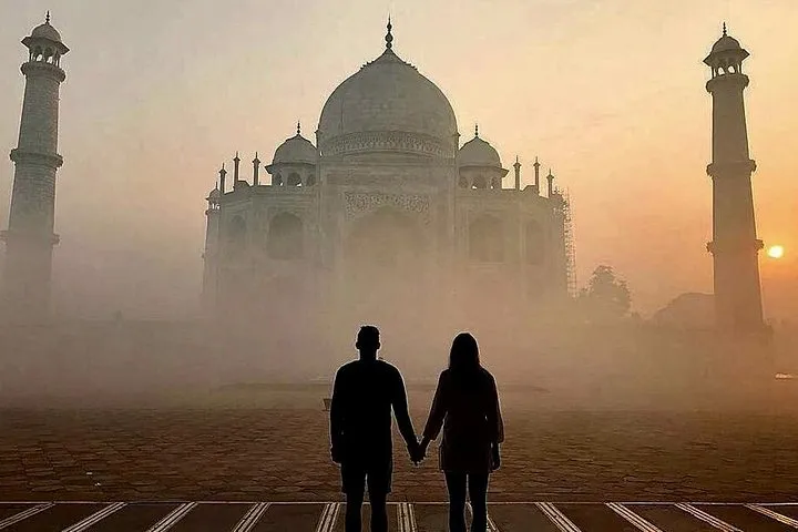 Taj Mahal Sunrise Tour From Jaipur