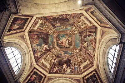 Small-Group Tour: Vatican Museums, Sistine Chapel & Pickup