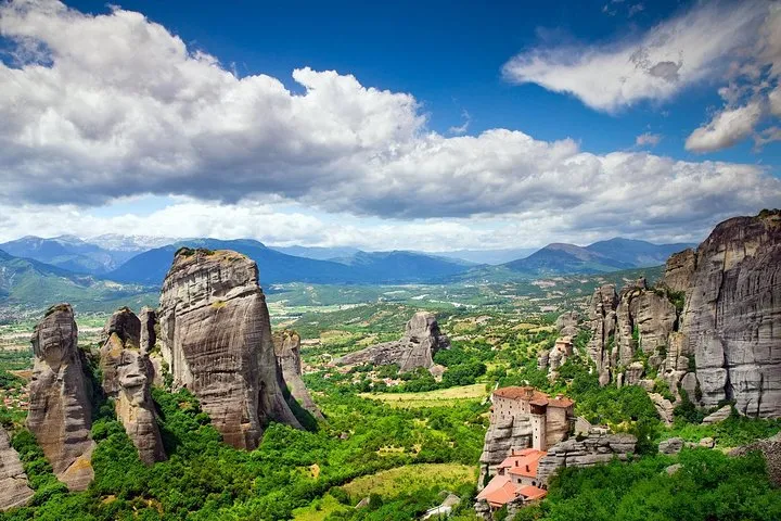 Delphi and Meteora 2-day tour