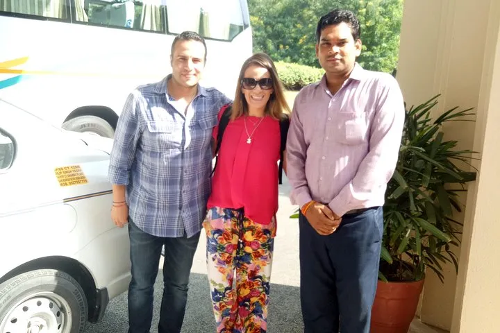 Private Departure Transfer to Airport from Hotel in Delhi or NCR