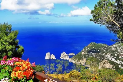 Capri Private Day Tour with Private Island Boat Tour from Rome