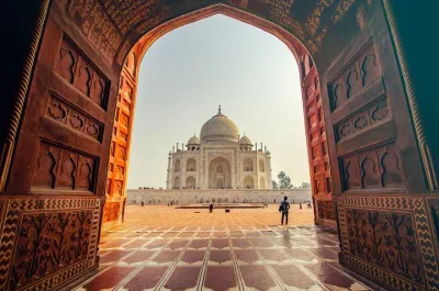 2 Days Taj Mahal & Agra Overnight Tour from Delhi