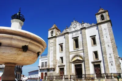 Évora & Monsaraz - Wine & Heritage Tour from Lisbon