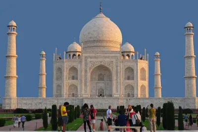 4-Day Delhi, Agra & Jaipur Tour by Fast Air-Conditioned Trains