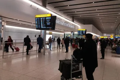 Private Arrival Transfer from Heathrow Airport to London