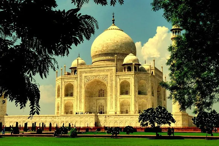 Private Taj Mahal One Day Tour With Lunch And Fees From Delhi