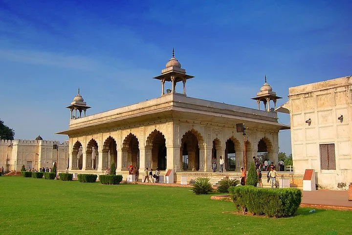 Old Delhi Cycling Expedition With Breakfast & New Delhi Tour By Vehicle