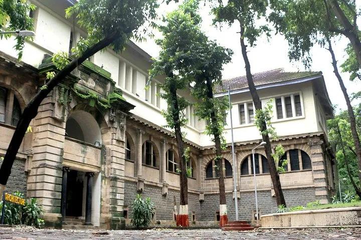 Private Food Tour: Eat Like A Parsi In Mumbai