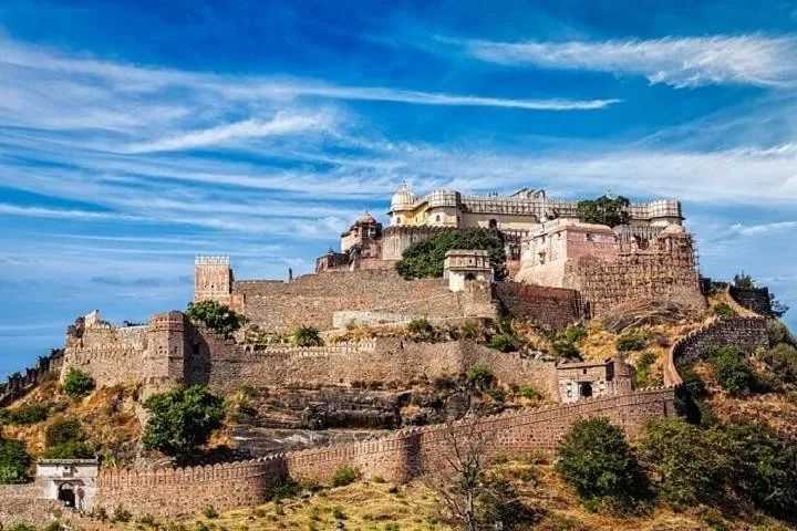 Private Full Day Historical Tour of Ranakpur & Kumbhalgarh Fort from Udaipur