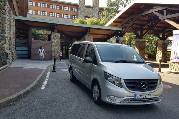 Shuttle Departure from Paris Hotel/Apartment to the Airport