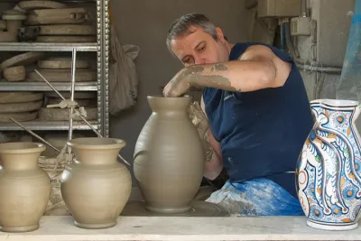 The Florence Pottery Experience: Factory Tour & Masterclass