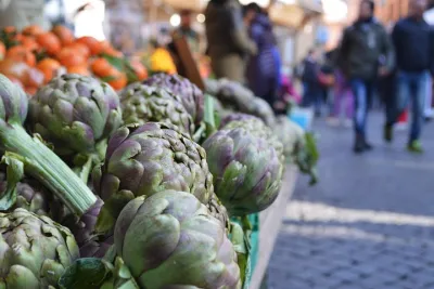 Campo dei Fiori Market and Trevi Fountain District Food & Wine Tour in Rome