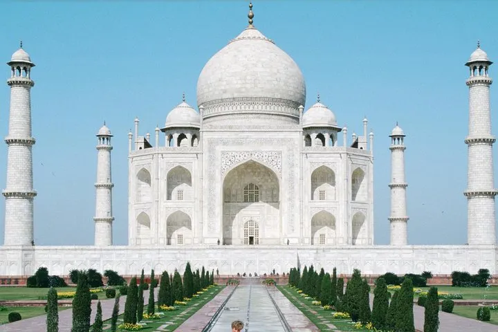 Same Day Taj mahal Tour by Express Train from Delhi
