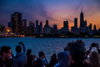 Chicago By Night River and Lake Cruise