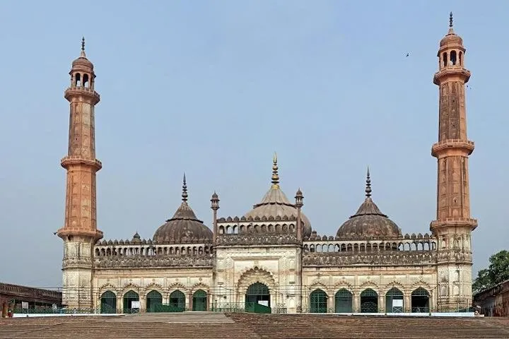 Heritage Walk In The Lanes Of Lucknow