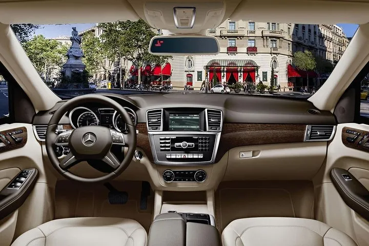 Private Transfer from Barcelona city to Girona airport