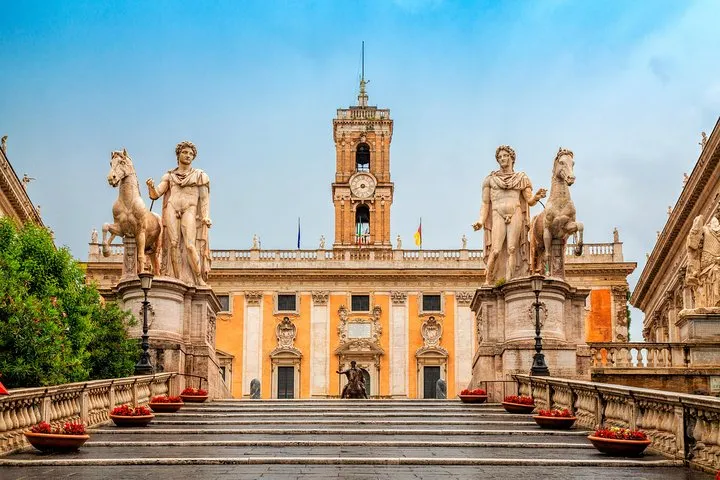 Capitoline Museum Experience with Multimedia Video