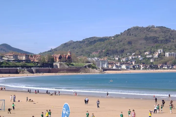North of Spain & Portugal: 8-day Guided Tour from Barcelona