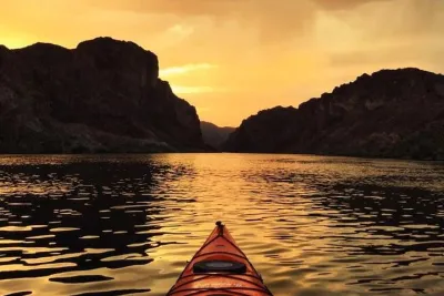 Black Canyon Twilight Kayak Tour with Bonfire Experience