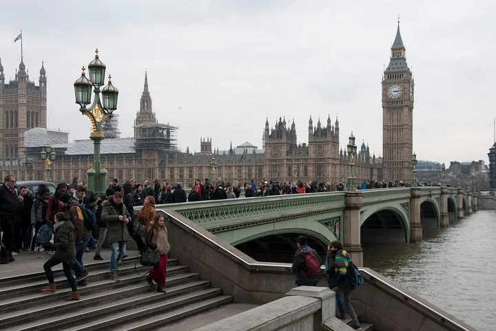 Executive Private London Arrival Transfer - Airport to Hotel / Accommodation