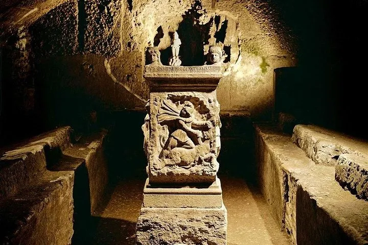 Underground Rome: Saint Clement's and Roman Houses Private Tour