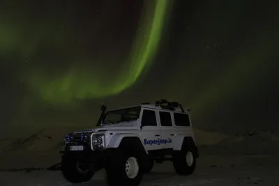 Private Guided Superjeep Northern Lights Hunt