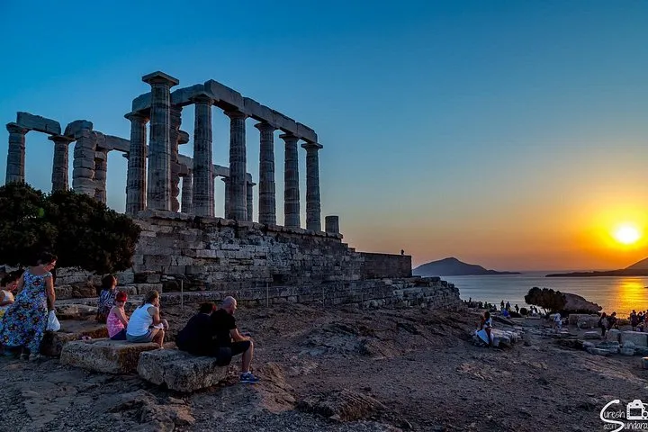 Cape Sounion & Vouliagmeni Lake Private Half-Day Trip from Athens