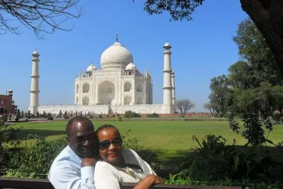 Taj Mahal & Agra Sightseeing Tour from Jaipur