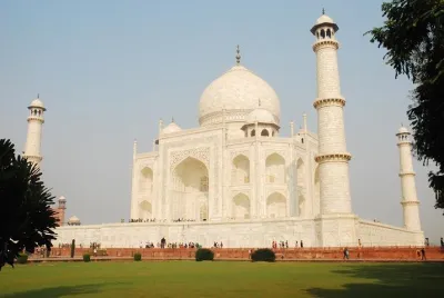 Taj Mahal Sunrise & Agra Fort Same Day Agra Tour from Delhi By Car
