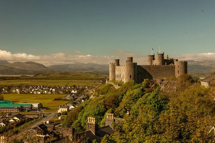 5-Day Discover Wales Small-Group Tour from London