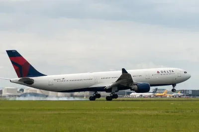 Private Roundtrip from AMS Schiphol Airport to Amsterdam and return to Airport