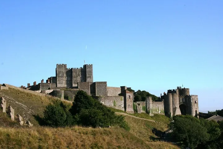 Pre-Cruise Tour from London to Dover Port via Dover Castle