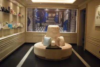 Versace Sleep Treatment with Gold Cappuccino Experience