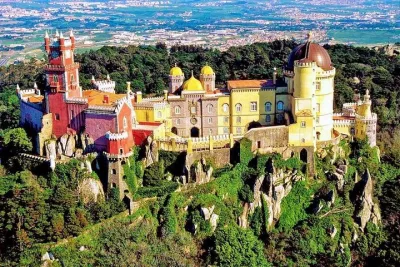 “Sintra, Quinta da Regaleira, Cabo da Roca & Cascais Private Tour