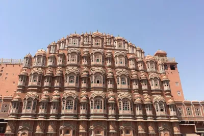 Private Transfer From New Delhi to Jaipur