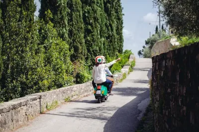 Florence Vespa Tour: Tuscan Hills, Food and Chianti Wine