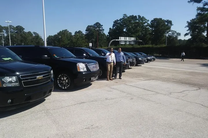 Private SUV Transfer Houston IAH Airport to Galveston for 6 PAX