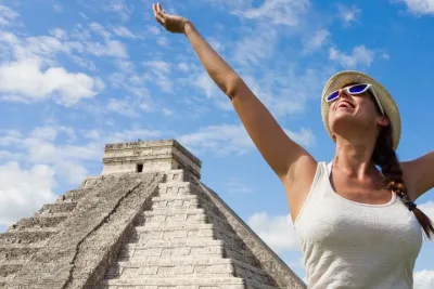 Chichén Itzá, Valladolid & 2 amazing Cenotes (Hubiku, Ik Kil) for the best price