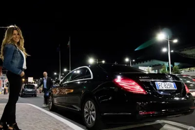 Transfer Rome airport - Ciampino car Mercedes class V 2025